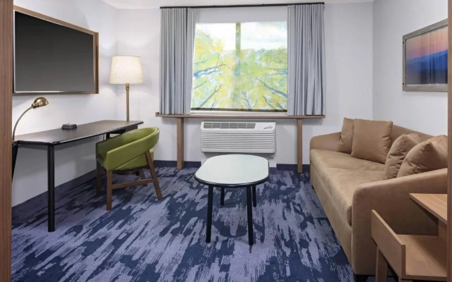photo 5 of Fairfield Inn & Suites by Marriott Indianapolis Greenfield