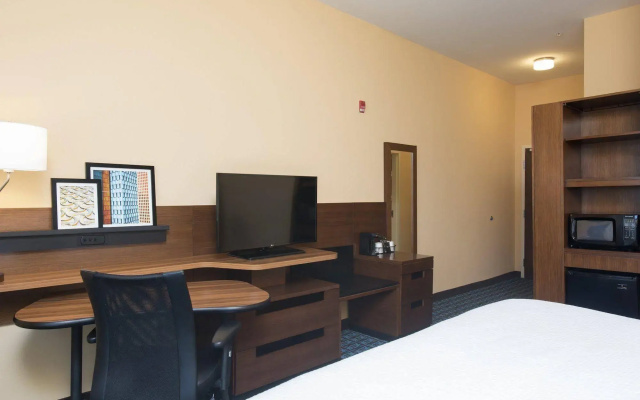 photo 4 of Fairfield Inn & Suites by Marriott Jackson Clinton