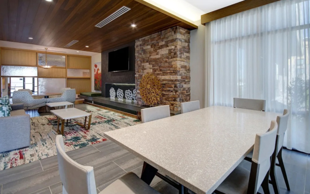 photo 3 of Fairfield Inn & Suites by Marriott Lancaster Palmdale