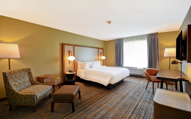 photo 5 of Fairfield Inn & Suites by Marriott Milwaukee North