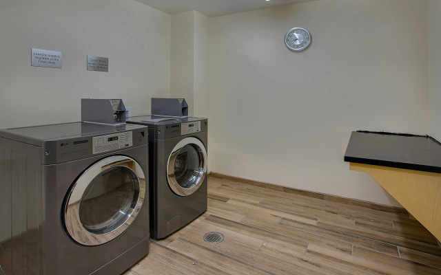 photo 5 of Fairfield Inn & Suites by Marriott Nashville Hendersonville