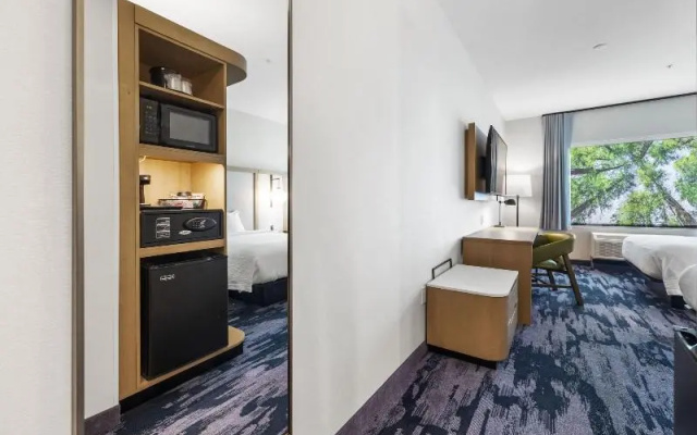 photo 4 of Fairfield Inn & Suites by Marriott San Francisco A