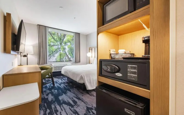 photo 5 of Fairfield Inn & Suites by Marriott San Francisco A