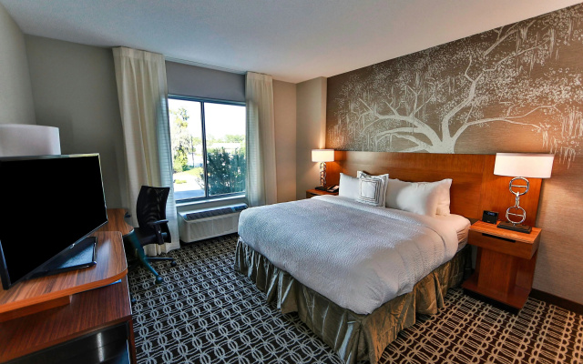photo 4 of Fairfield Inn & Suites by Marriott Savannah Midtown