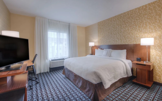 photo 2 of Fairfield Inn & Suites Charlotte Airport
