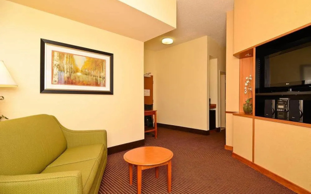 photo 2 of Fairfield Inn & Suites Cherokee