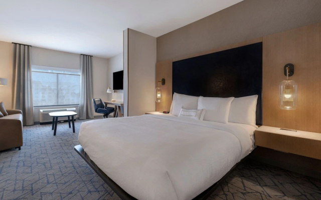 photo 2 of Fairfield Inn & Suites Denver Airport at Gateway Park
