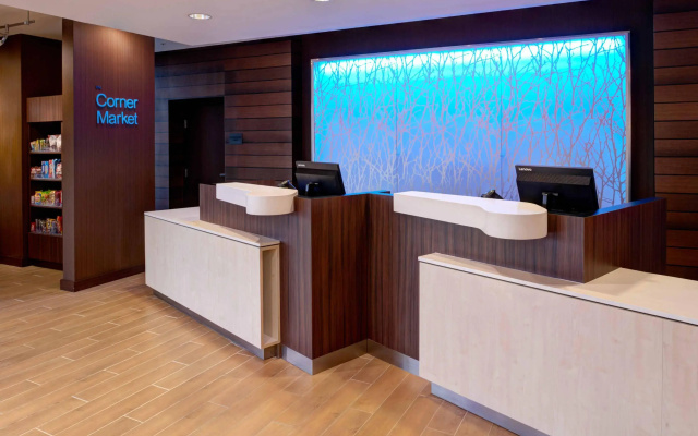 photo 2 of Fairfield Inn & Suites by Marriott Detroit Troy