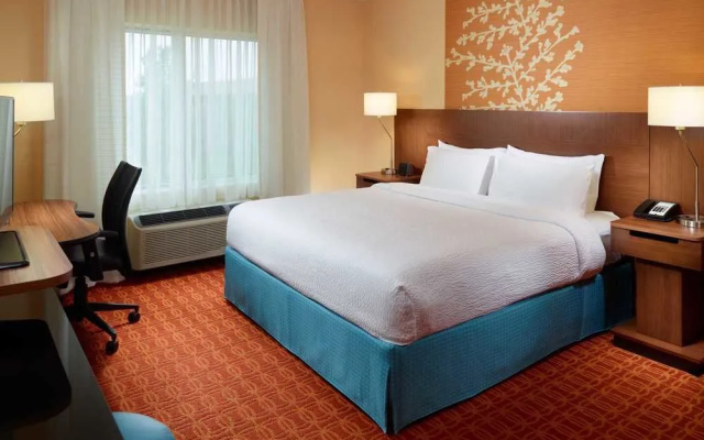 photo 3 of Fairfield Inn & Suites Fayetteville North