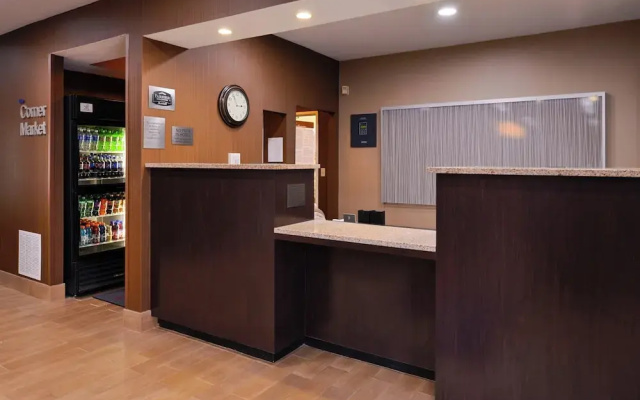 photo 2 of Fairfield Inn & Suites Louisville North