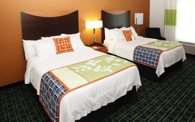 photo 4 of Fairfield Inn & Suites Madison East