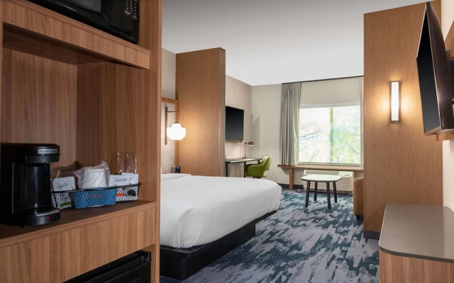 photo 3 of Fairfield Inn & Suites Medford