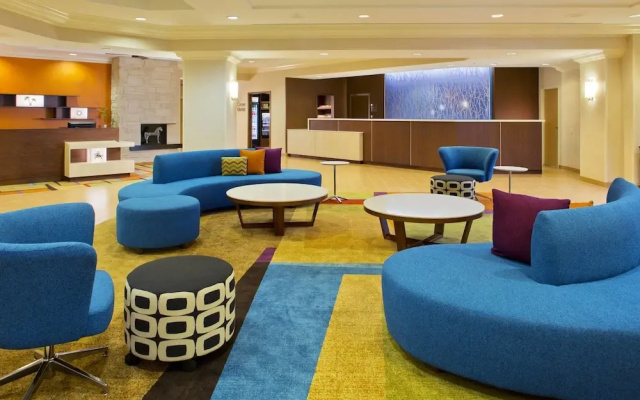 photo 2 of Fairfield Inn & Suites Orlando Lake Buena Vista in the Marriott Village