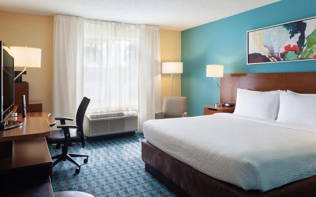 photo 3 of Fairfield Inn & Suites Orlando Lake Buena Vista in the Marriott Village