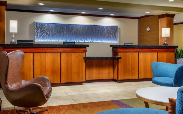 photo 2 of Fairfield Inn & Suites Peoria East