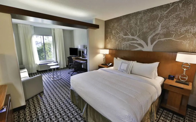photo 4 of Fairfield Inn & Suites Savannah Midtown