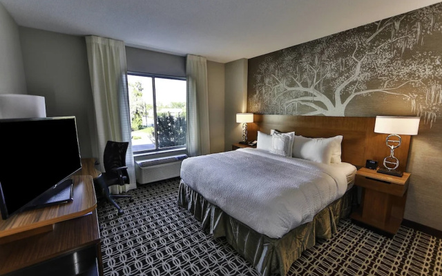 photo 4 of Fairfield Inn & Suites by Marriott Savannah Midtown