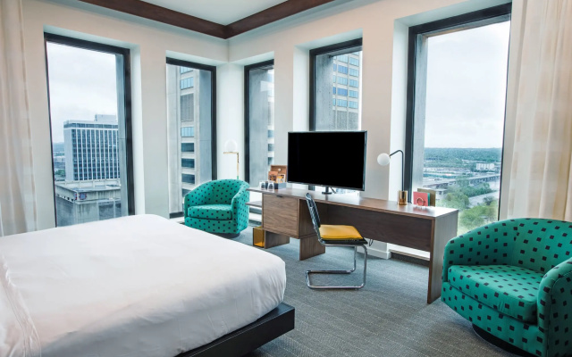photo 5 of Fairlane Hotel
