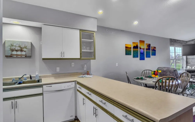 photo 5 of Fairway Heights 2 Bedroom Condo by RedAwning