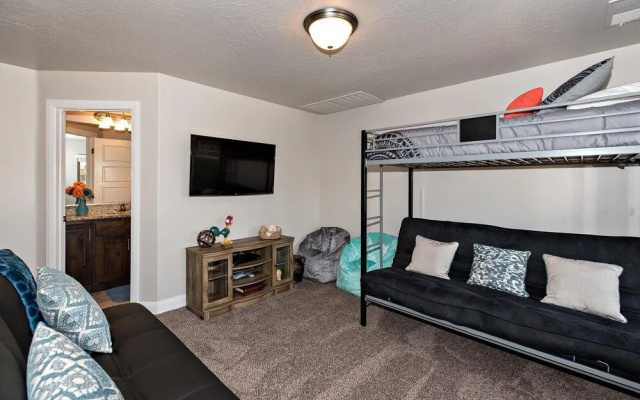 photo 3 of Fairway Oasis