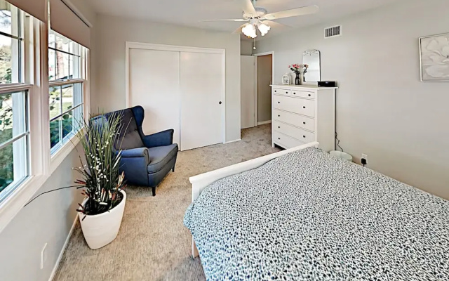 photo 5 of Family Friendly 3 Bedroom Home