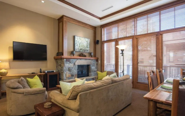 photo 4 of Family Friendly Residence in Village at Northstar! - Iron Horse North 105
