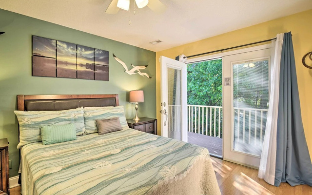 photo 5 of 1 Block to Shore: Family Condo in Myrtle Beach!