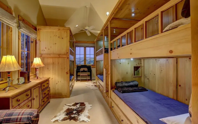 photo 4 of Family Getaway House #1 7 Bedrooms 9.5 Bathrooms Home
