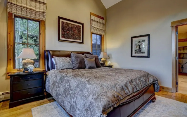 photo 5 of Family Getaway House #1 7 Bedrooms 9.5 Bathrooms Home