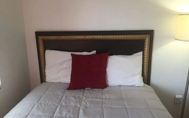 photo 2 of Family Inn