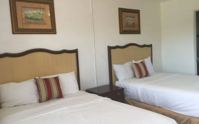 photo 4 of Family Inn