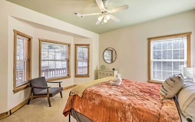 photo 3 of Family-friendly Cabin By Golf Course & Marina