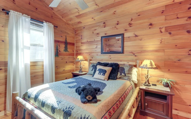photo 4 of Family-friendly Ellijay Cabin w/ Studio & Mtn View