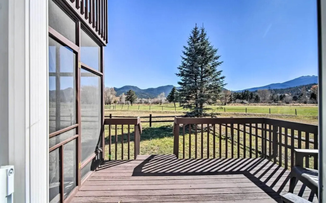 photo 3 of Family-friendly Home w/ Hot Tub: 1 Mi to Dtwn