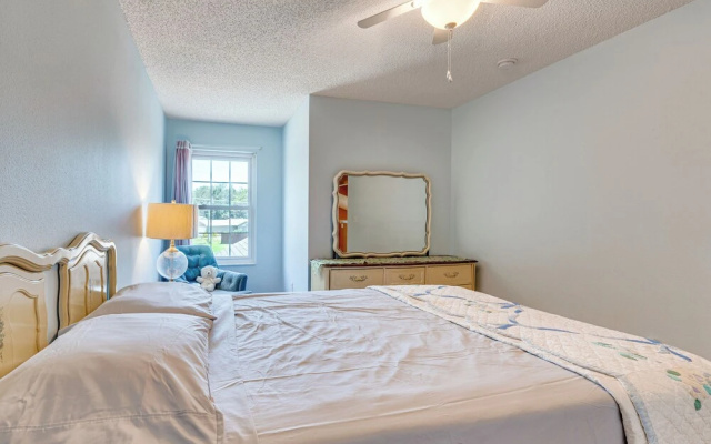 photo 2 of Family-friendly Kissimmee Home w/ Yard & Grill!