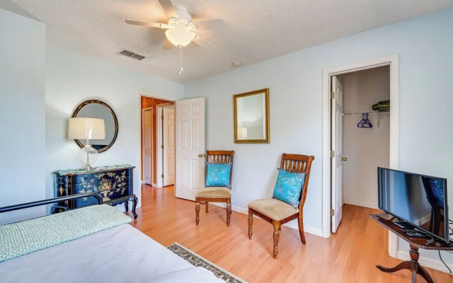 photo 4 of Family-friendly Kissimmee Home w/ Yard & Grill!