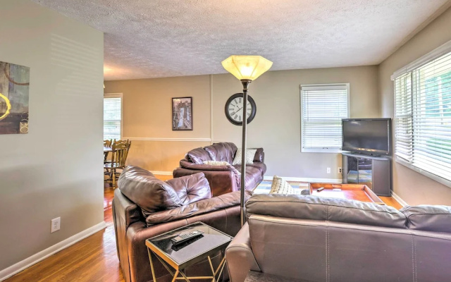 photo 3 of Family-friendly Omaha Home ~ 5 Mi to Dtwn!