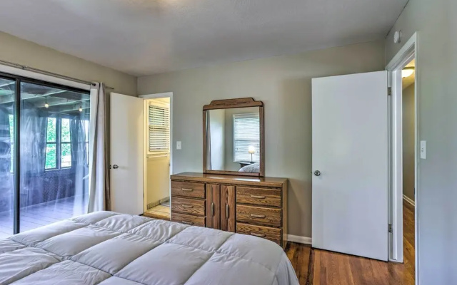 photo 5 of Family-friendly Omaha Home ~ 5 Mi to Dtwn!