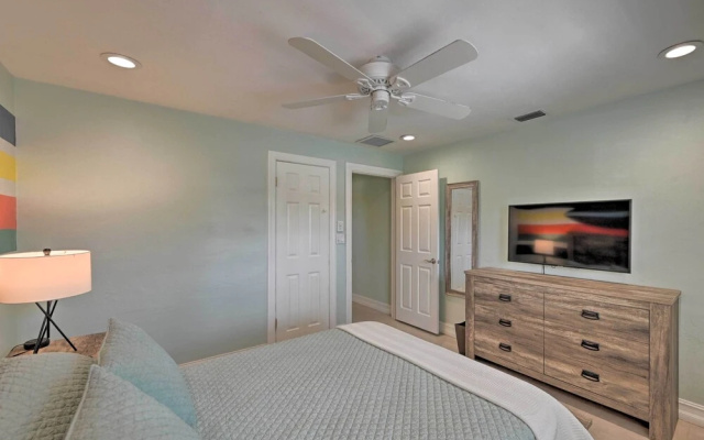 photo 2 of Family-friendly Palm River Estates House!