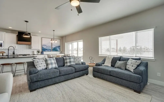 photo 3 of Family-friendly Townhome ~ 2 Mi to Windsor Lake!