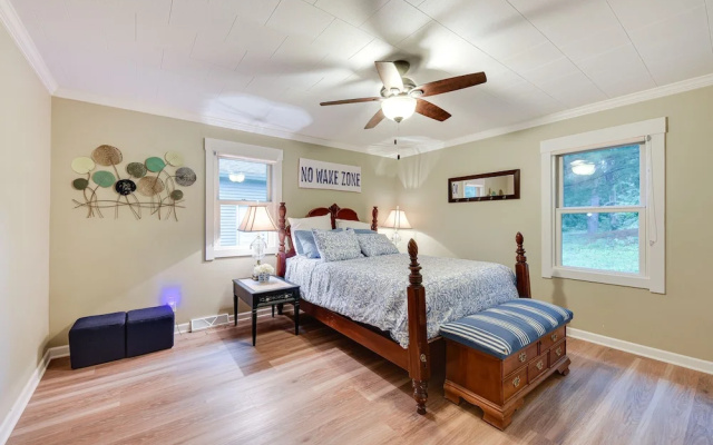 photo 4 of Family-friendly Twin Lakes Home Near Lake Mary!