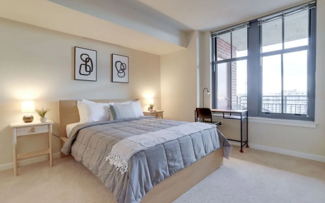 photo 5 of Fantastic 2Br Condo At Pentagon City