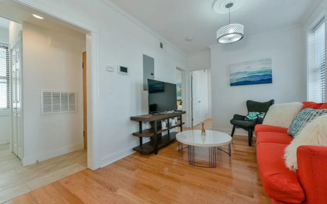 photo 3 of Fantastic 2br/1ba Apt in North End by Domio