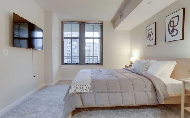 photo 2 of Relaxing Vibe Alexandria Apts