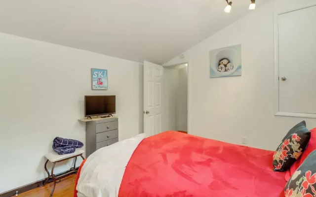 photo 3 of Community Indoor Pool: Tannersville Townhome