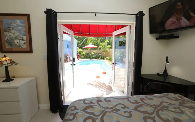 photo 2 of Fantasy Island Inn – Caters to Men