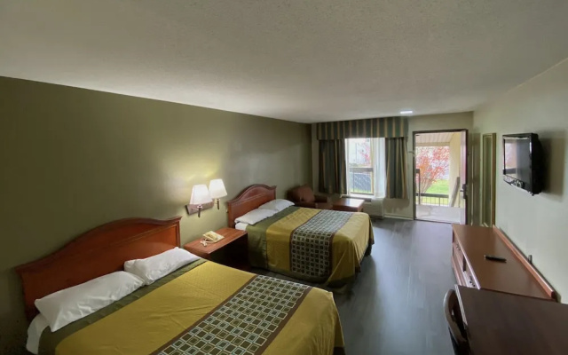 photo 5 of Red Roof Inn & Suites Monroe, NC