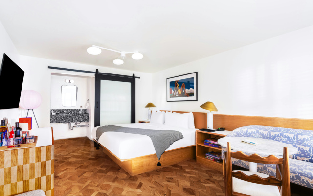 photo 5 of Short Stories Hotel