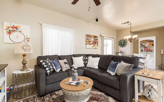 photo 2 of Farmhouse Surprise - 3 Bedroom by Casago