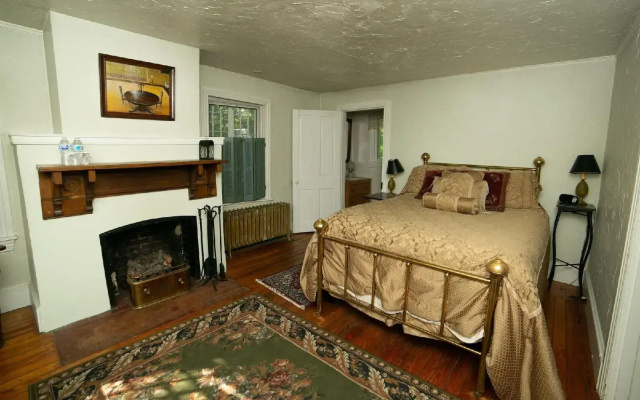 photo 4 of Faunbrook Bed & Breakfast